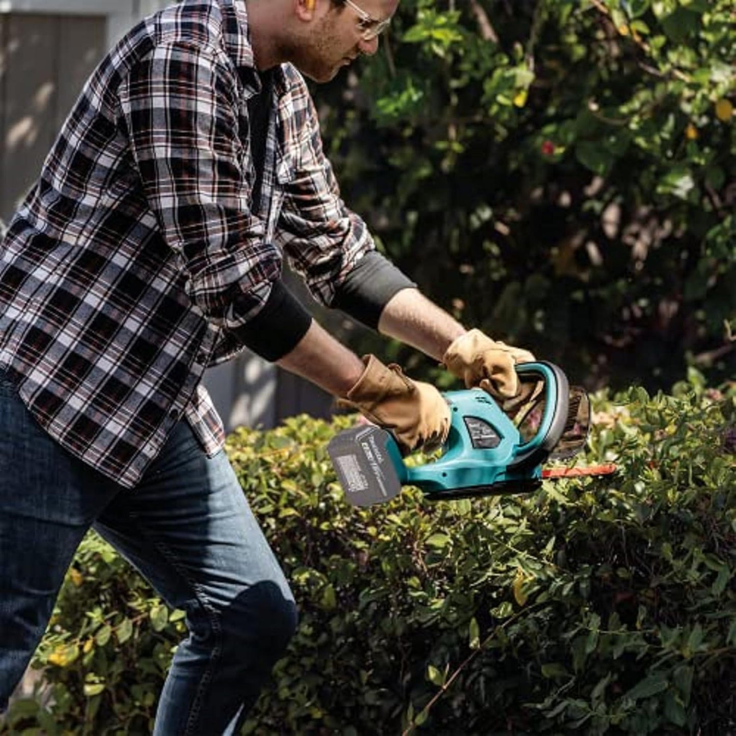 Makita DUH523Z 18V Cordless Hedge Trimmer β LXT 52cm Blade, Bare Tool